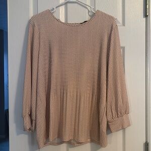 Women’s XL light pink/black Pleated Top